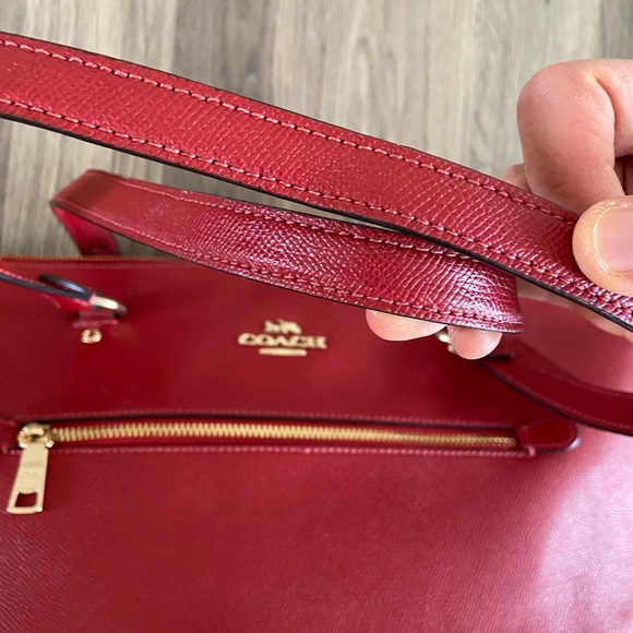 Coach Red Gallery Tote Bag 79608 - Picture 3 of 13